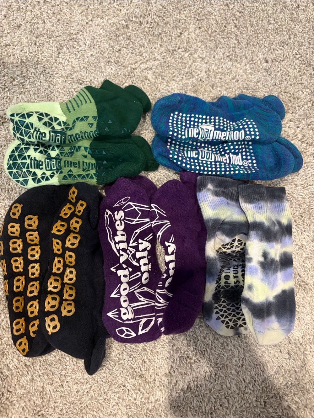 5 Pairs of Grippy Socks